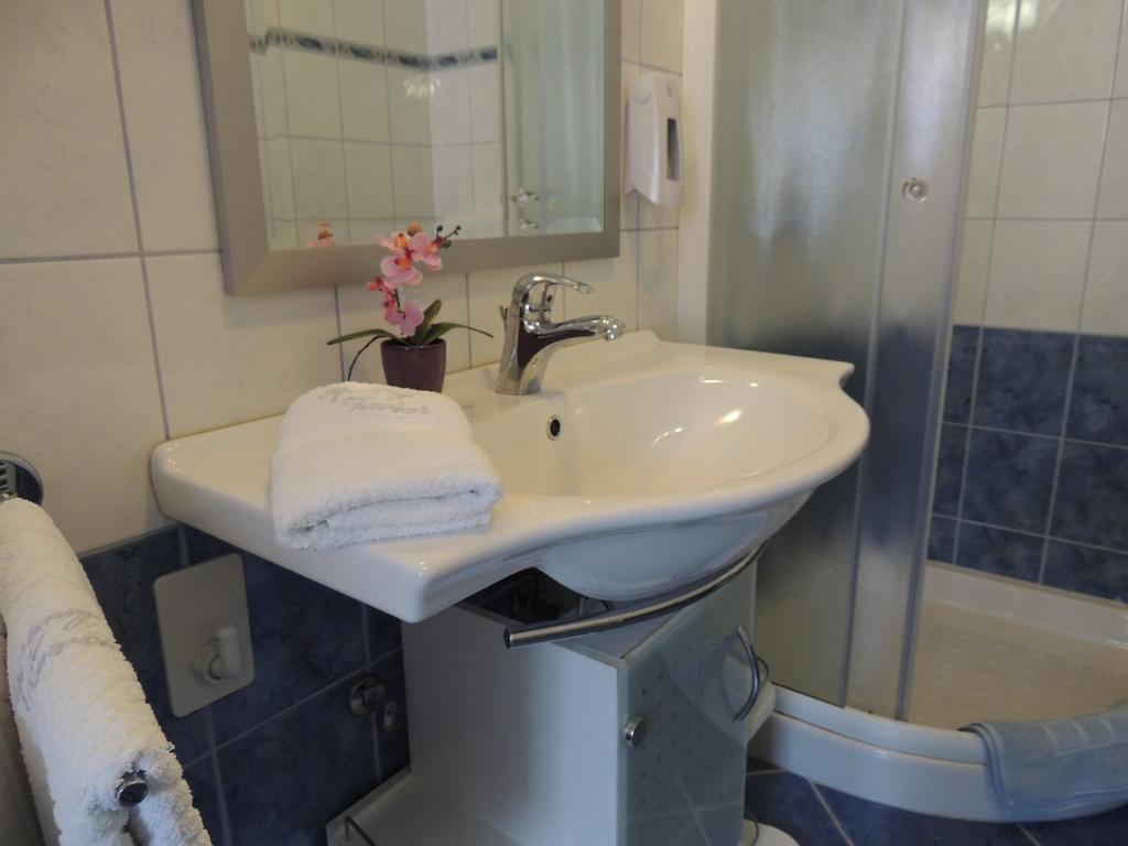 Apartments And Rooms Tavcar Блед Стая снимка